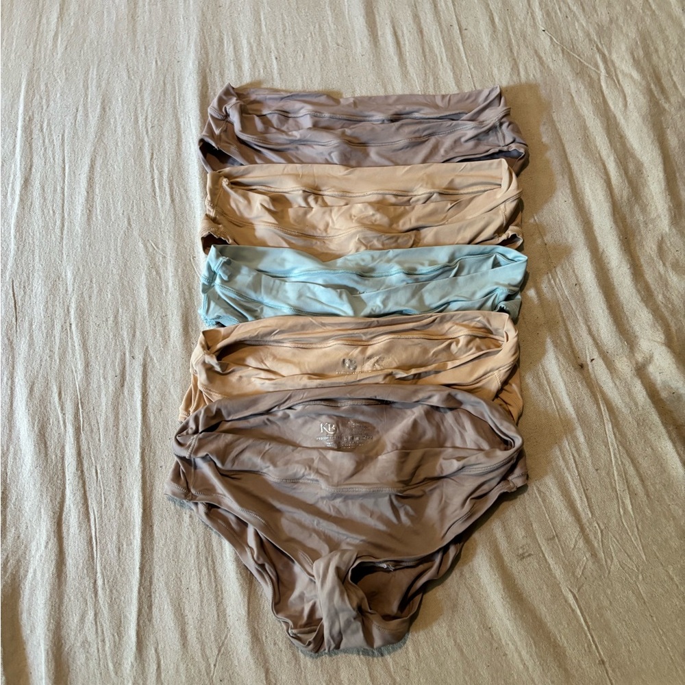 Kindred Bravely Stretchy Maternity Postpartum bikini 5 pairs sz M/L